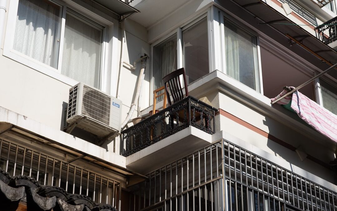 AC Repair vs Replacement Cost Guide for Smart Homeowners